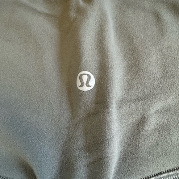 Lululemon align short 4” grey sage - Picture 7 of 9